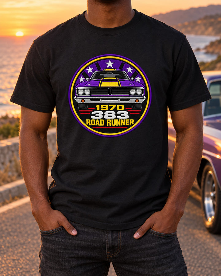 1970 Plymouth Road Runner 383 Round Crest Shirt, Mopar Gift T-Shirt Black worn hero
