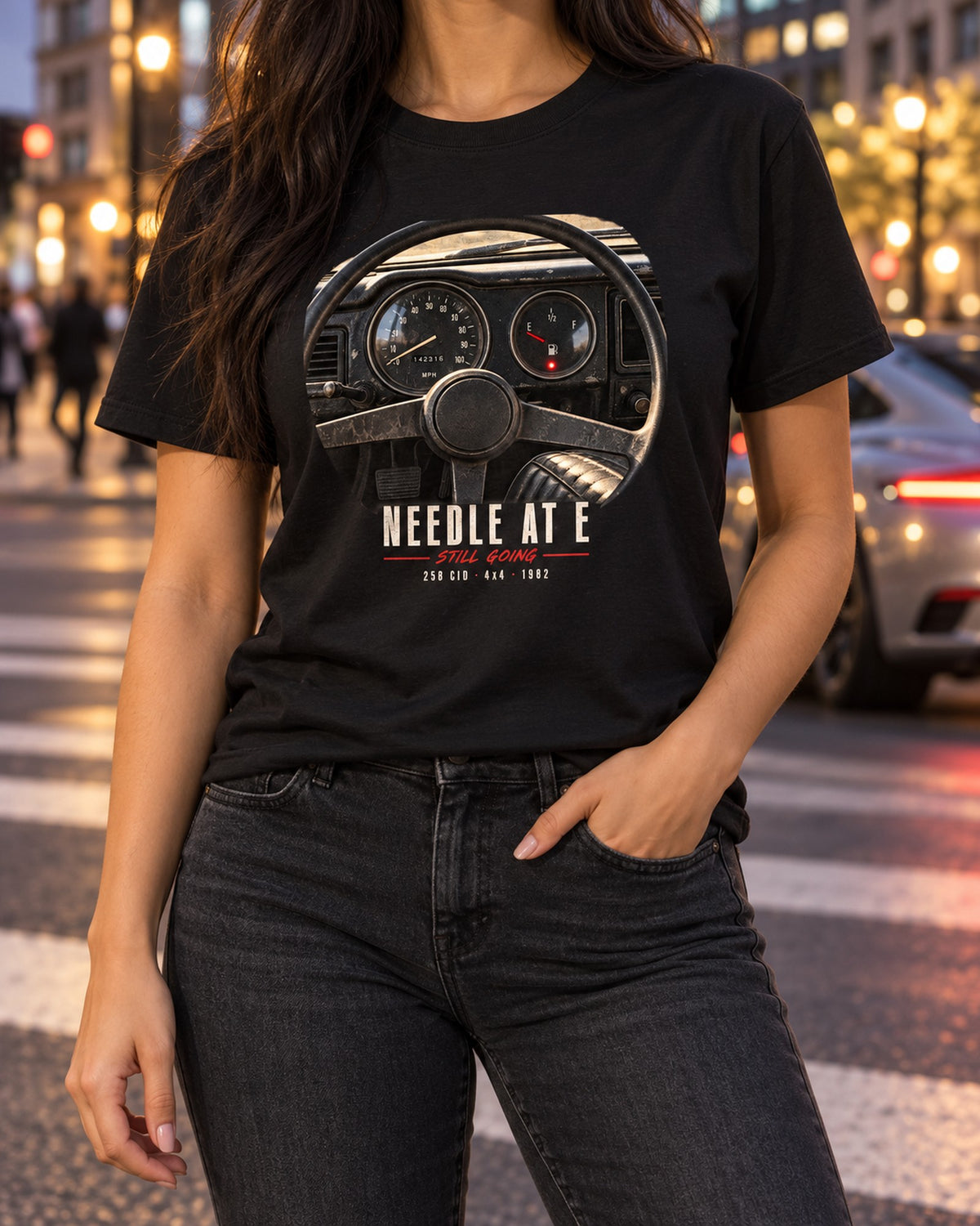 Jeep CJ-7 Needle At E Gauge Cockpit Shirt, 1976-1986 T-Shirt Black worn hero