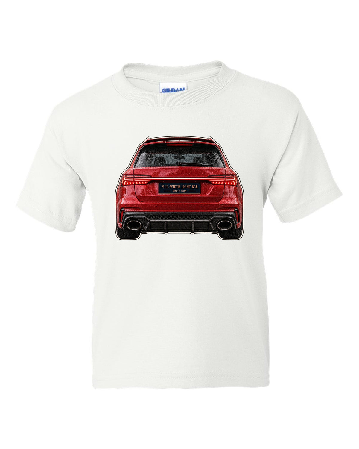 Close-up print of the full-width taillight bar on an Audi RS6 Avant C8 white kids tee front view with the design