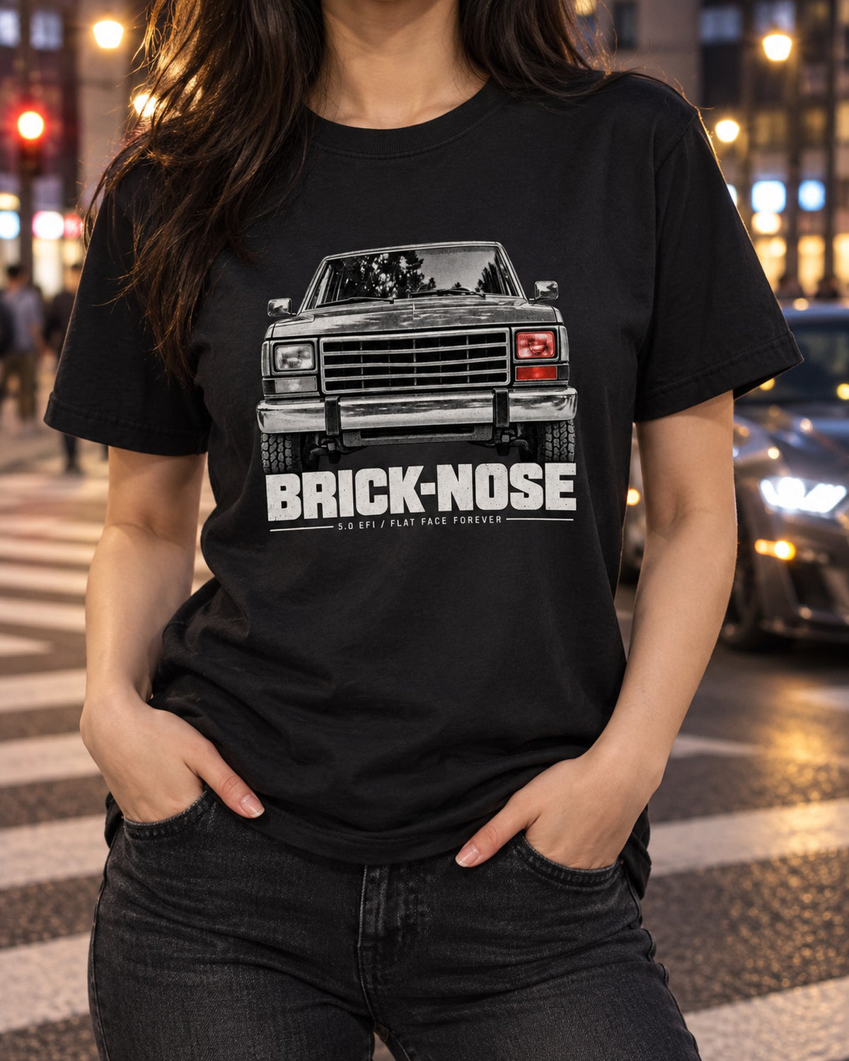 Ford Bronco Brick-Nose 1987-91 Detail Graphic Tee, 5.0 EFI T-Shirt Black worn hero