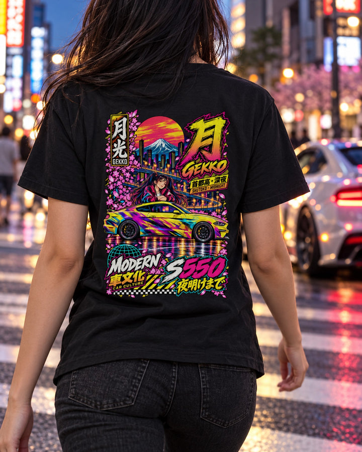 GEKKO S550 Anime Girl Full-Back Graphic Tee T-Shirt Black worn hero