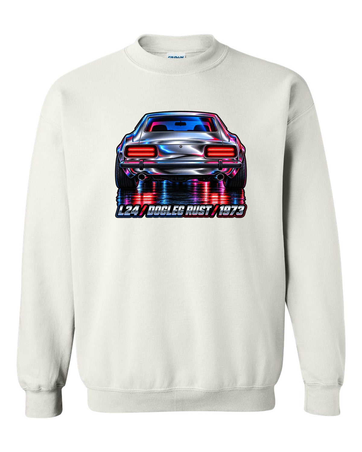 Airbrush chrome close-up of a 1973 Datsun 240Z rear taillights white crewneck front view with the design