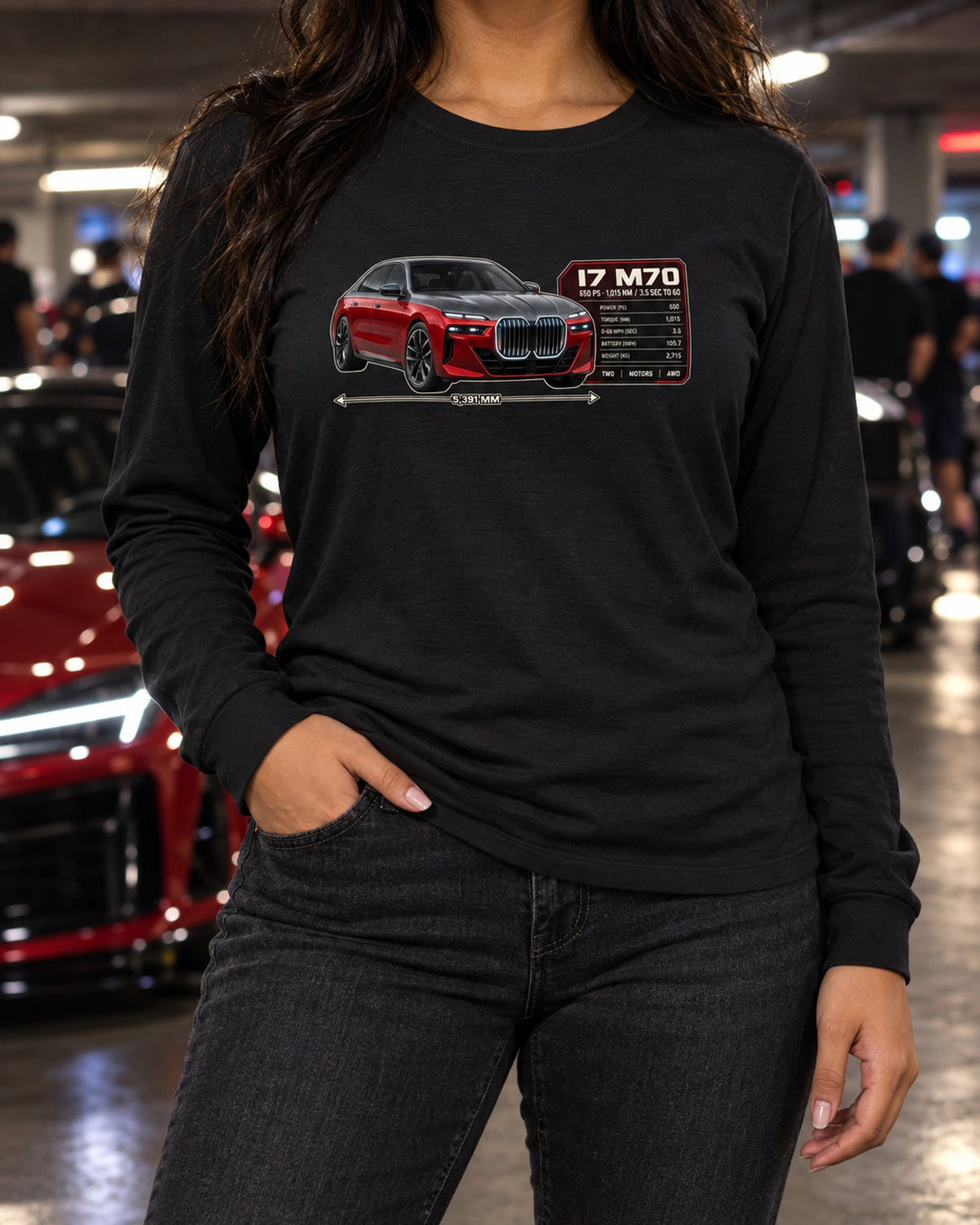BMW i7 M70 xDrive G70 Spec Poster Shirt, 650 PS Print Long Sleeve Black worn hero