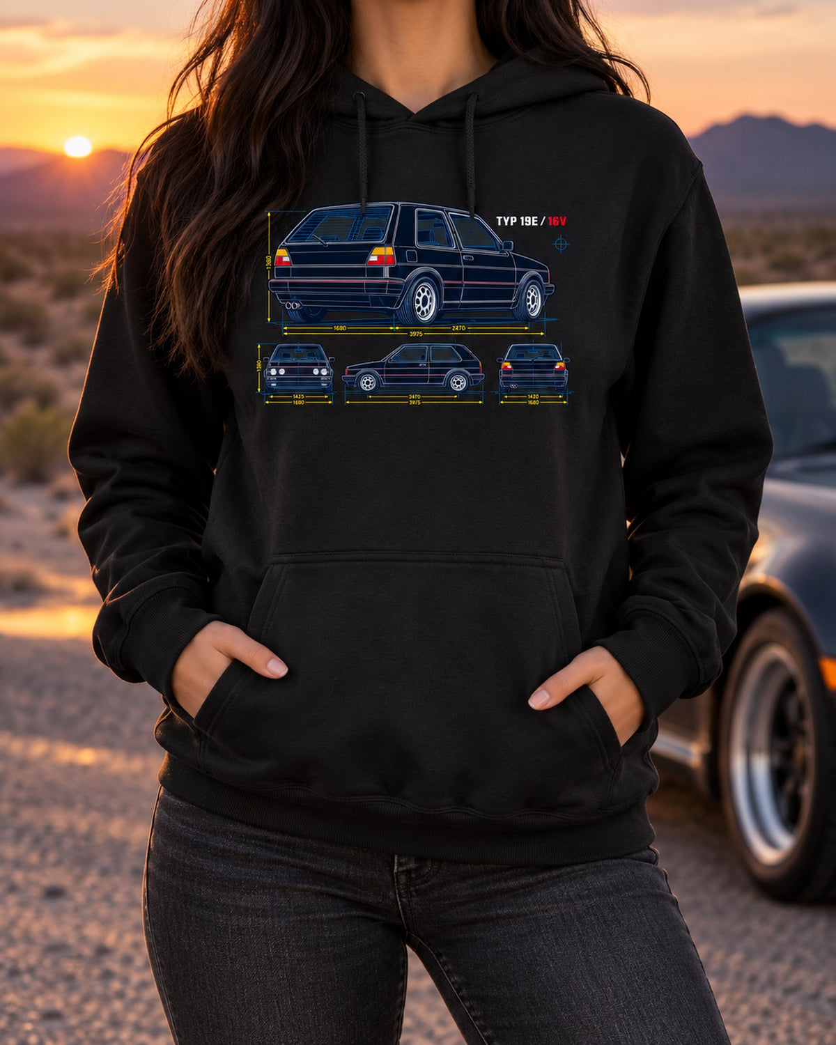 VW Golf Mk2 GTI 16V Blueprint Shirt, Typ 19E Patent Art Pull Over Hoodie Black worn hero