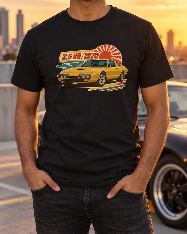 Alfa Romeo Montreal Retro Showa Catalogue Ad Shirt, 2.6 V8 T-Shirt Black worn hero