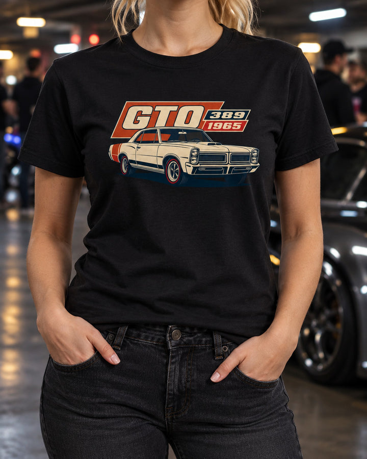 Pontiac GTO 389 1965 Vintage Race Poster Shirt T-Shirt Black worn hero