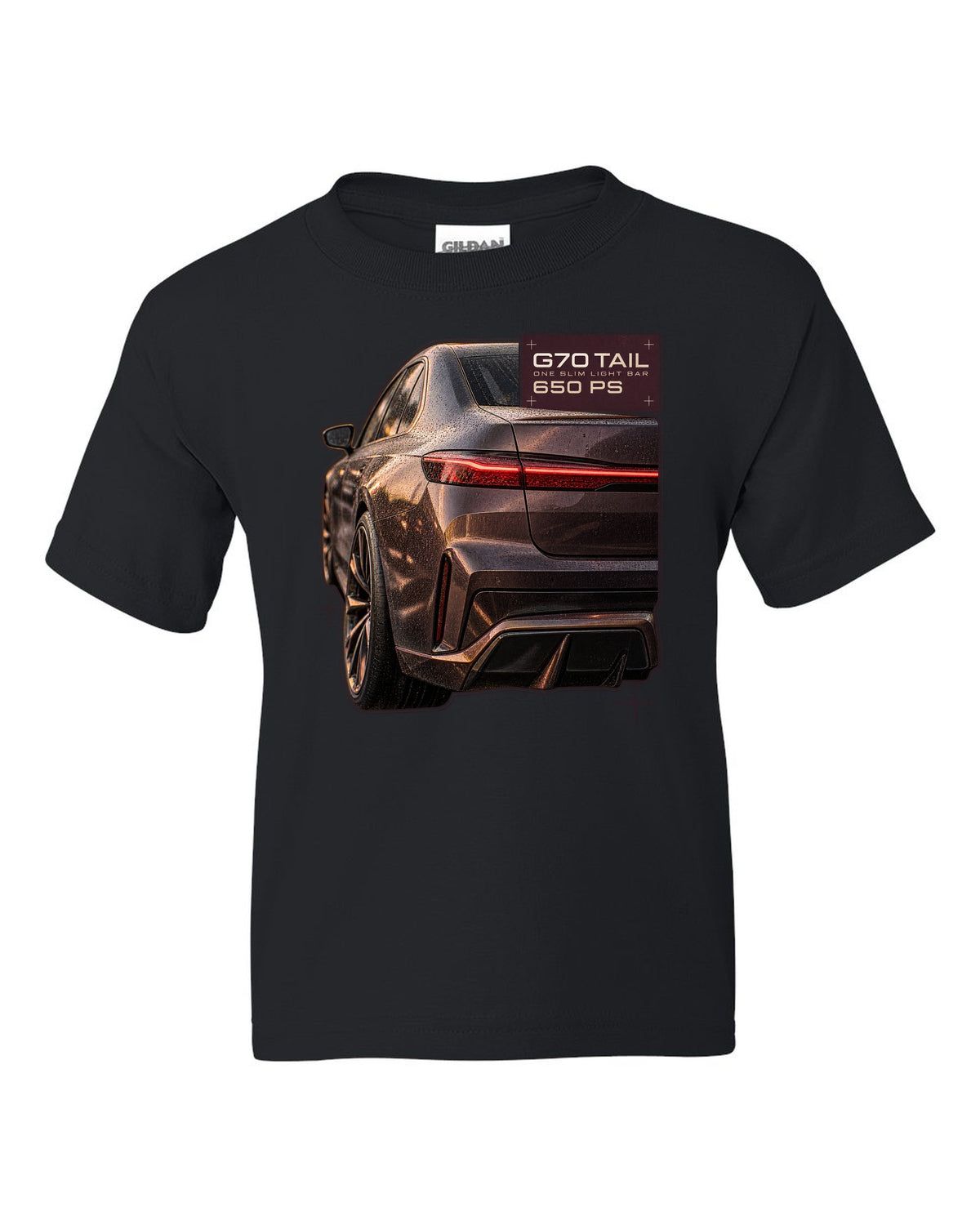 Macro print of the slim taillight bar on a BMW i7 M70 xDrive G70 black kids tee front view with the design