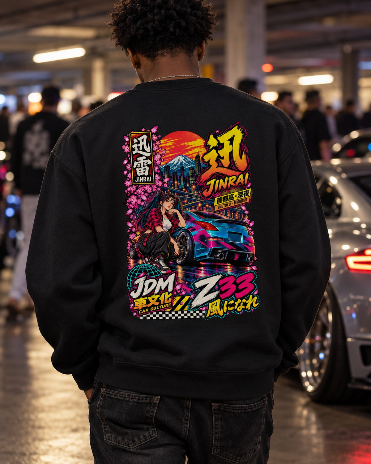 JINRAI Z33 Anime Girl Full-Back Graphic Tee Crewneck Black worn hero