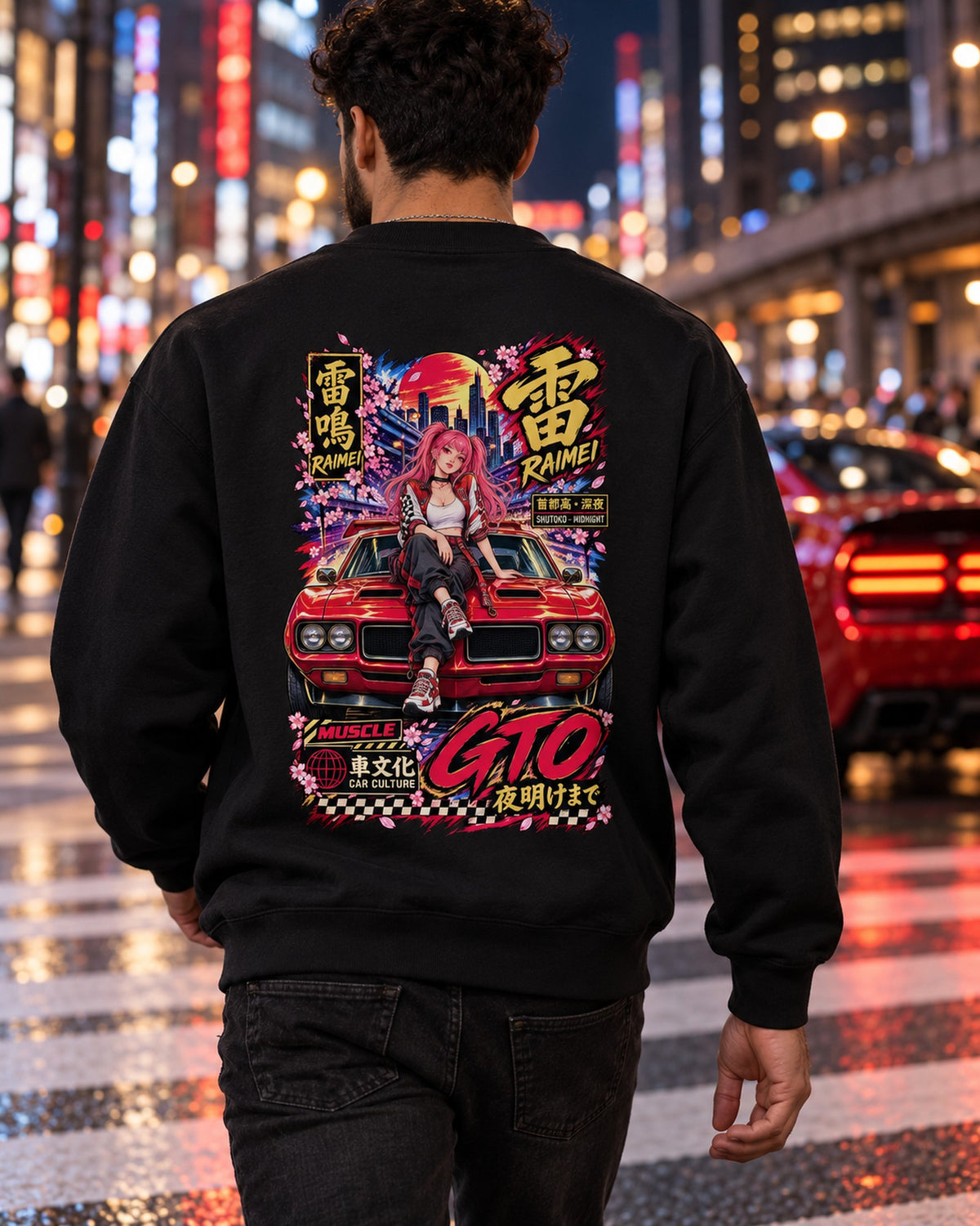 RAIMEI GTO Anime Girl Full-Back Graphic Tee Crewneck Black worn hero