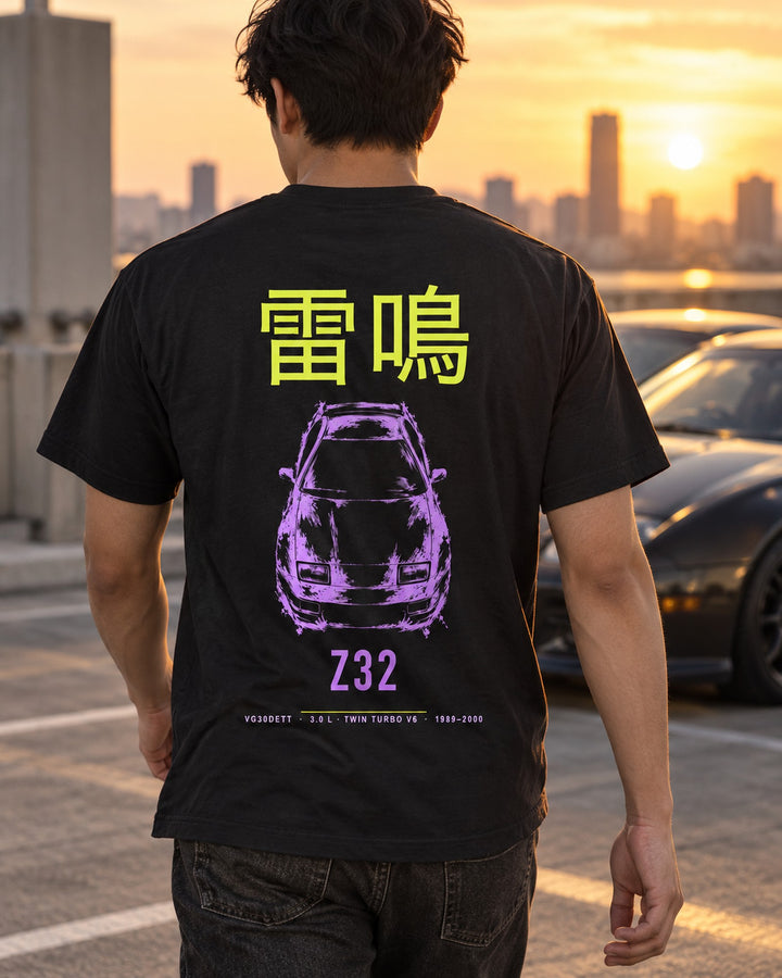 Z32 VG30DETT Full-Back Graphic Tee T-Shirt Black worn hero