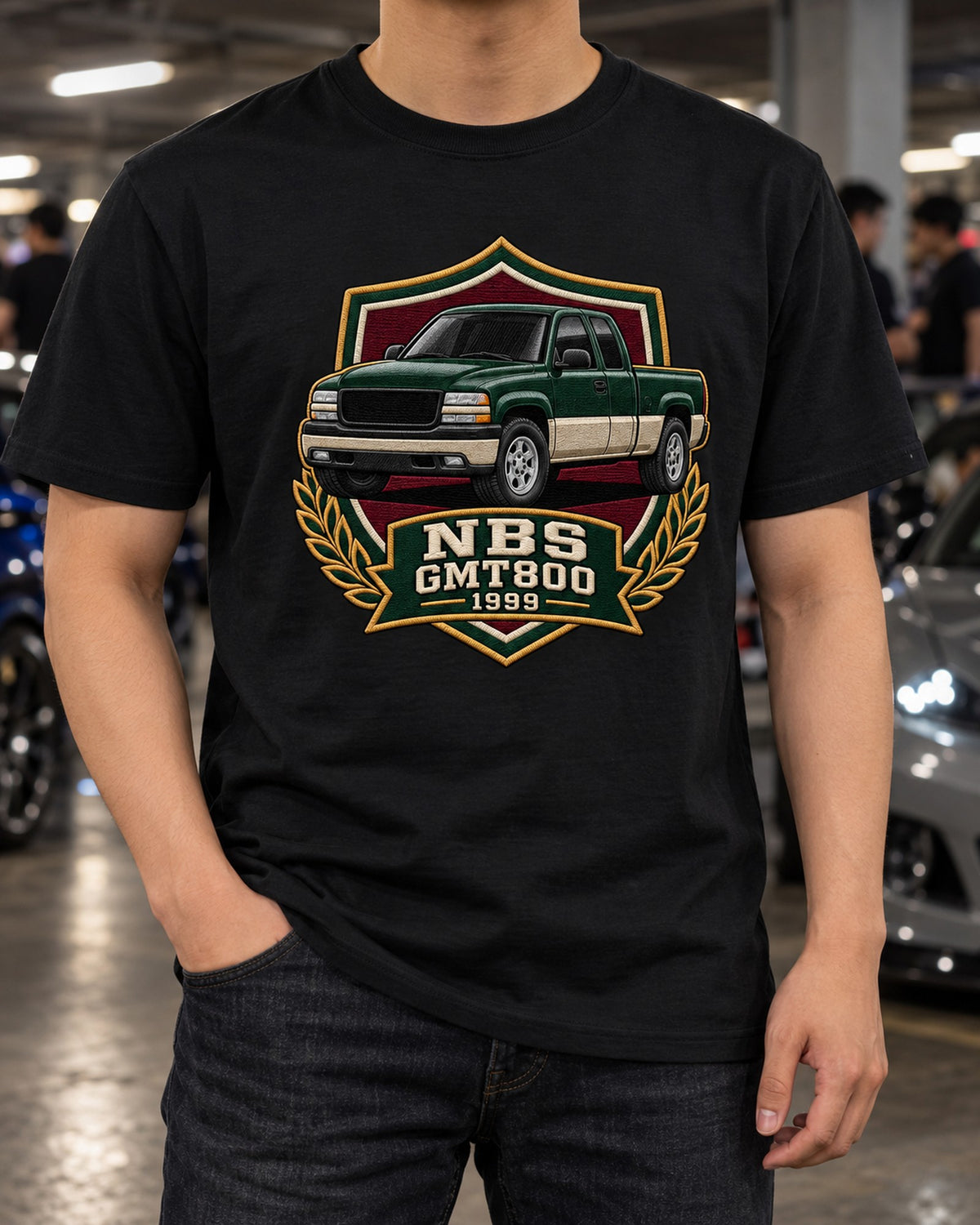 Silverado NBS GMT800 Varsity Shield Crest Shirt, 1999-2006 T-Shirt Black worn hero